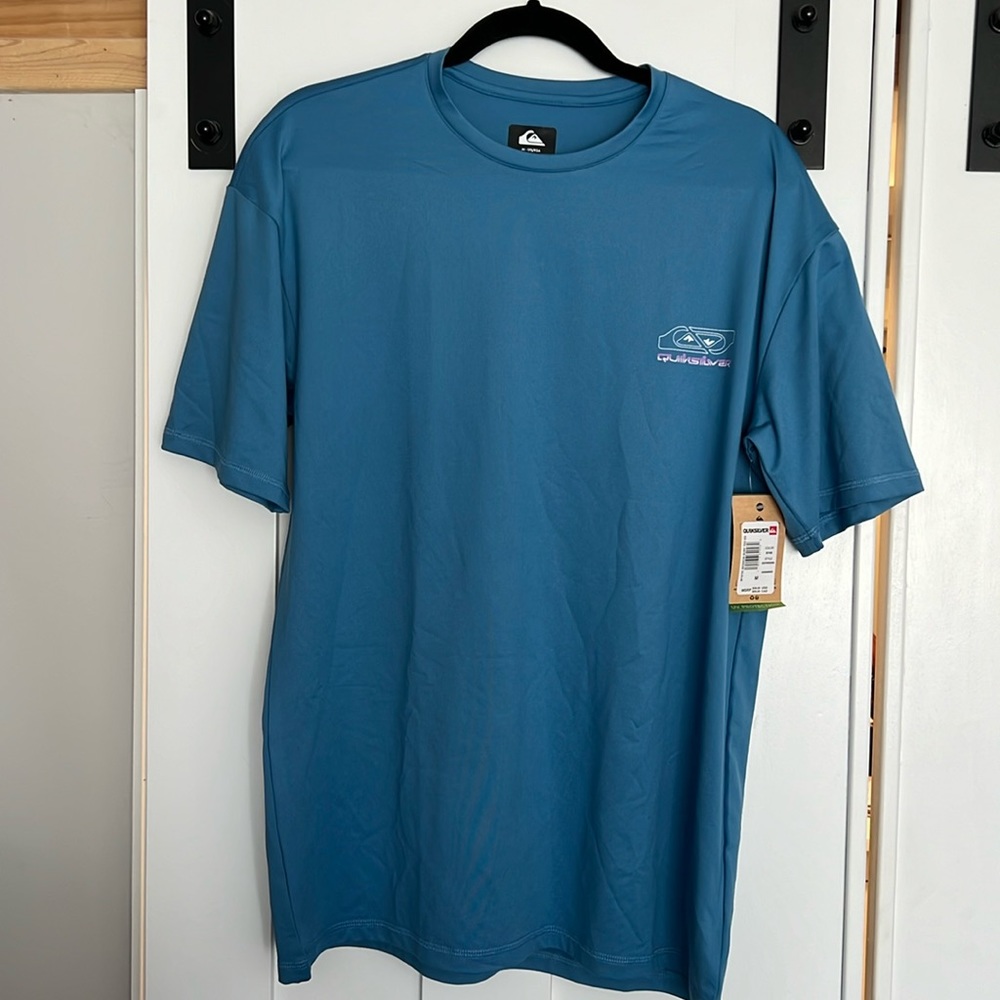 NWT quicksilver rash guard tshirt spf 50